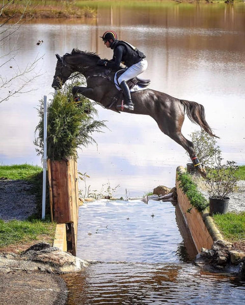 Why Are Body Protectors Mandatory in Eventing and Air Vests Aren't?