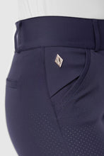 Load image into Gallery viewer, 70° Air Flow Breech with Silicone Knee Patch
