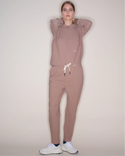 Load image into Gallery viewer, Dada Sport Big Ali Jogging Pants

