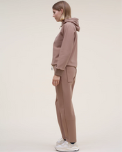 Load image into Gallery viewer, Dada Sport Big Ali Jogging Pants

