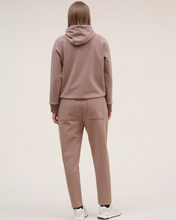 Load image into Gallery viewer, Dada Sport Big Ali Jogging Pants
