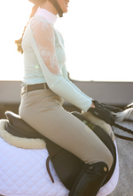 Load image into Gallery viewer, Equisite Lilliana Shirt
