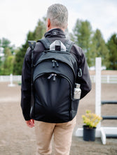 Load image into Gallery viewer, Veltri Sport Large Delaire Backpack - Black
