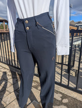 Load image into Gallery viewer, Vestrum Garda Knee Grip Breech
