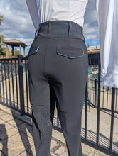 Load image into Gallery viewer, Vestrum Garda Knee Grip Breech
