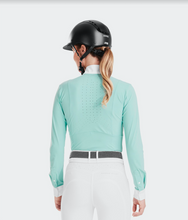 Load image into Gallery viewer, Horse Pilot &quot;Monica&quot; Hunter Style Show Shirt
