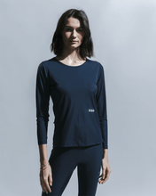 Load image into Gallery viewer, Dada Sport Betty Long Sleeved Technical T-Shirt
