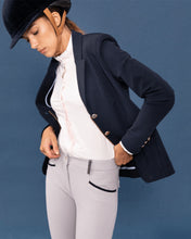 Load image into Gallery viewer, Dada Sport Bianca Air Vest Compatible Show Coat
